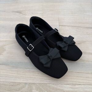 Vivaia Black Margot Mary Jane Flats with Bow size10,5